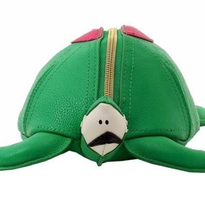 Betsy Johnson turtle bag